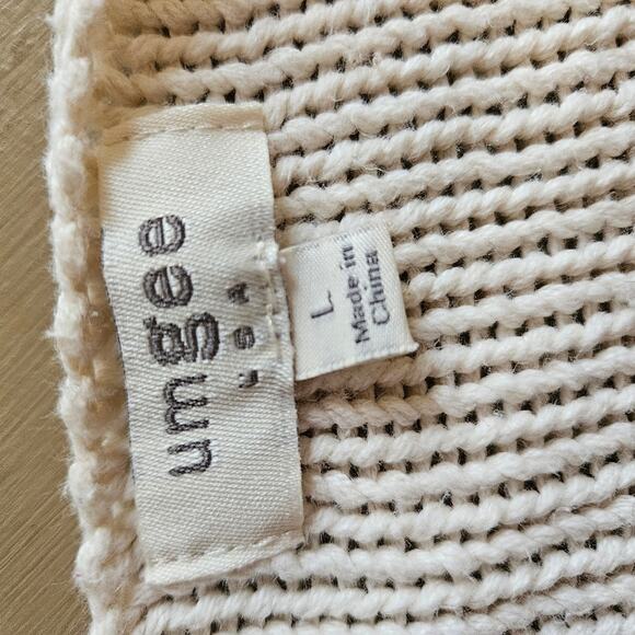 Woman's long sleeve multi-colored striped sweater size L - Picture 6 of 6